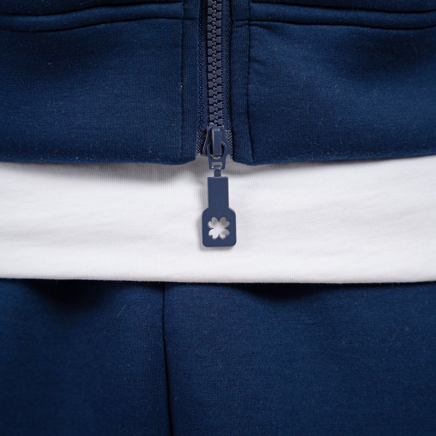 NOCTRA veste Signature